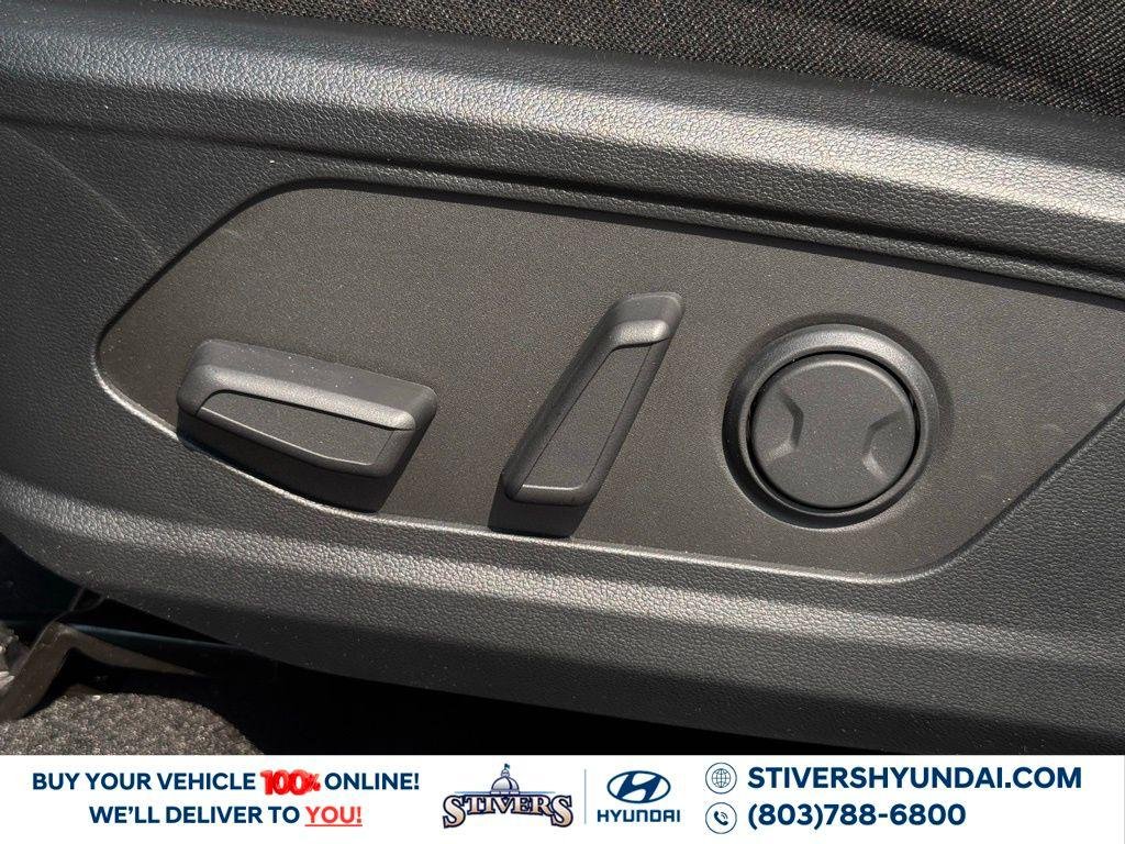 New 2026 Green Hyundai SEL FWD image 24