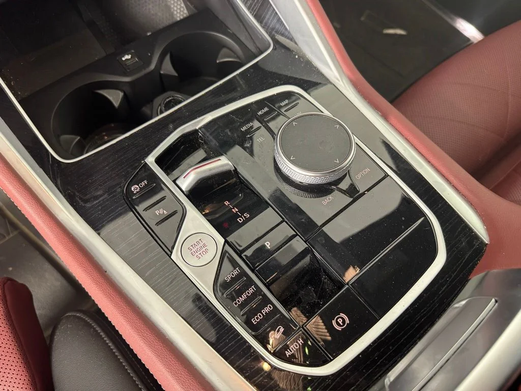 Certified Used 2024 Gray BMW xDrive40i image 18