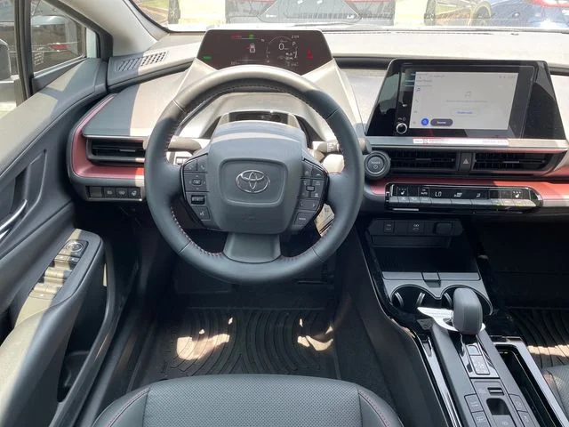 2025 Toyota Prius XSE - Photo 7