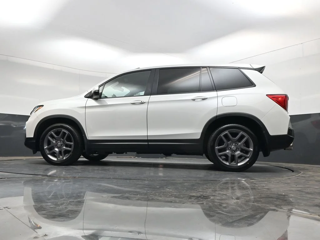 Used 2022  Honda EX-L image 35