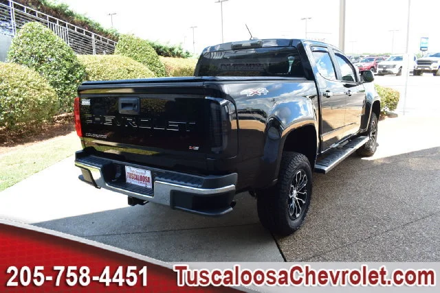 Used 2022 BLACK Chevrolet 4WD LT image 13