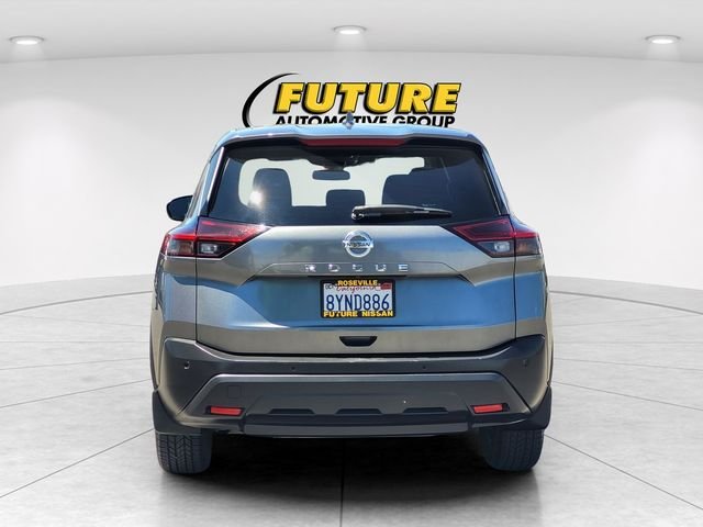 Used 2021 Gray Nissan S image 8