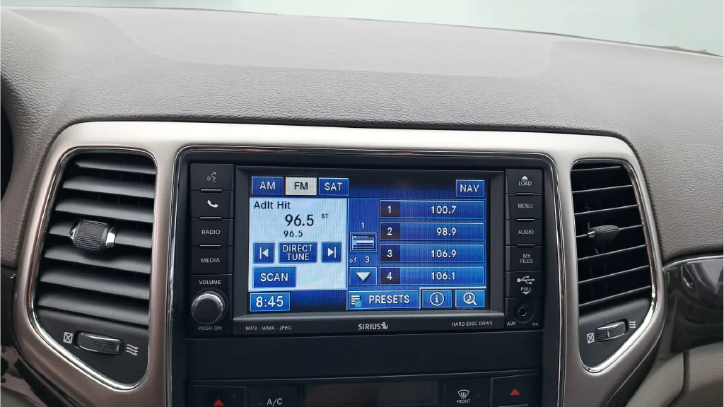 Used 2011 Silver Jeep Laredo image 20