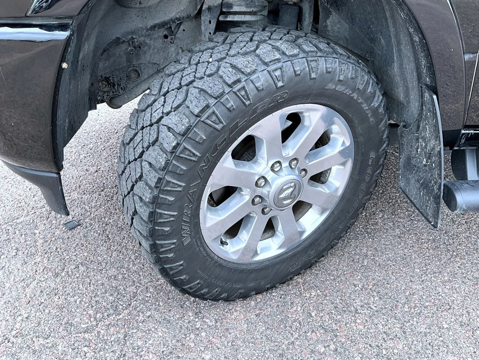 Used 2022 Black Ram Laramie image 23