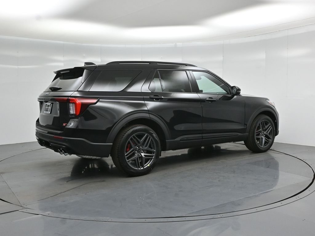 New 2026 Agate Black Metallic Ford ST image 27