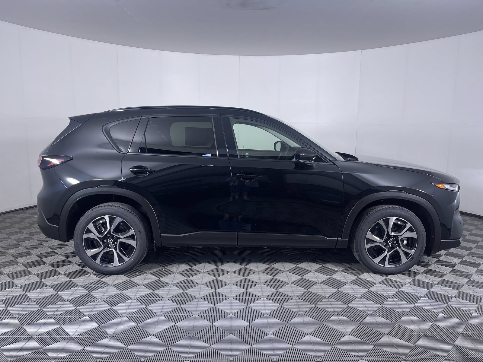 New 2026 Jet Black Mica Mazda 2.5 S Preferred image 10