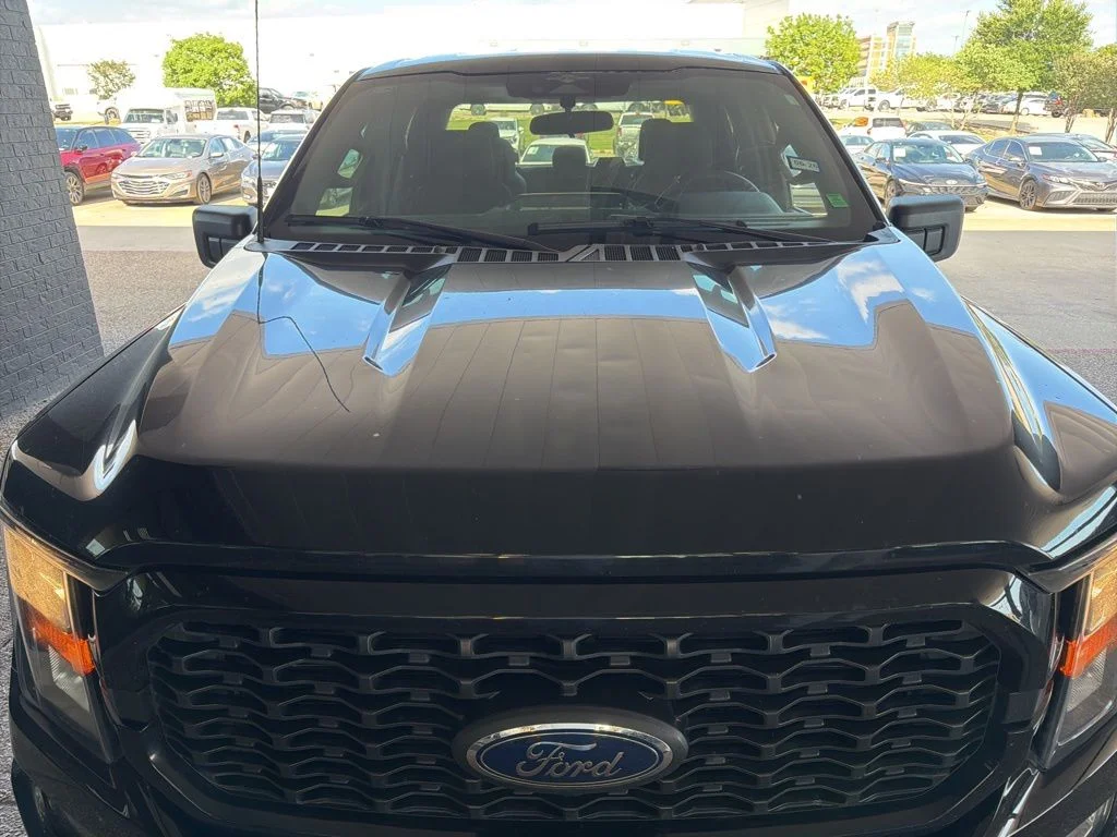 Used 2023 Black Ford XL image 3
