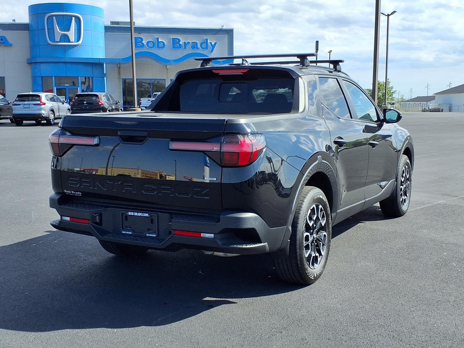 Used 2024 Phantom Black Pearl Hyundai SEL image 16