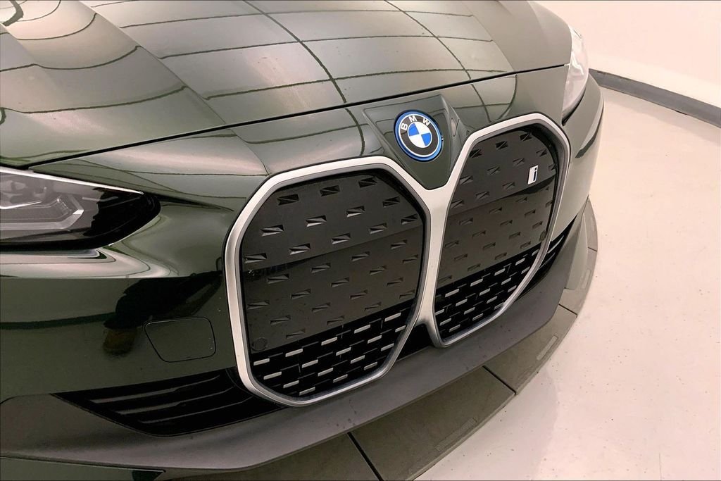 Certified Used 2023 Green Metallic BMW eDrive35 image 28