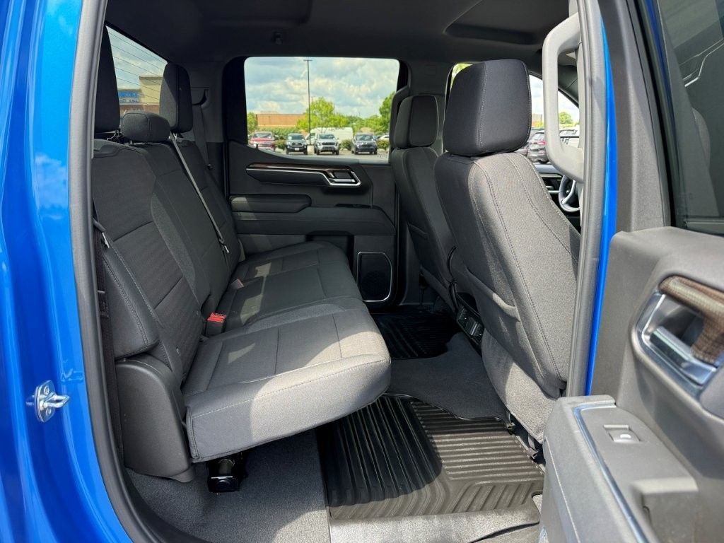 Used 2026 Blue Chevrolet LT image 20