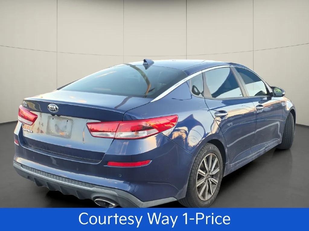 Certified Used 2019 Blue Kia LX image 10