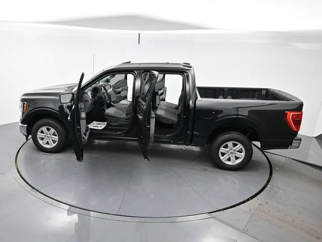 Used 2023 Agate Black Metallic Ford XL image 37