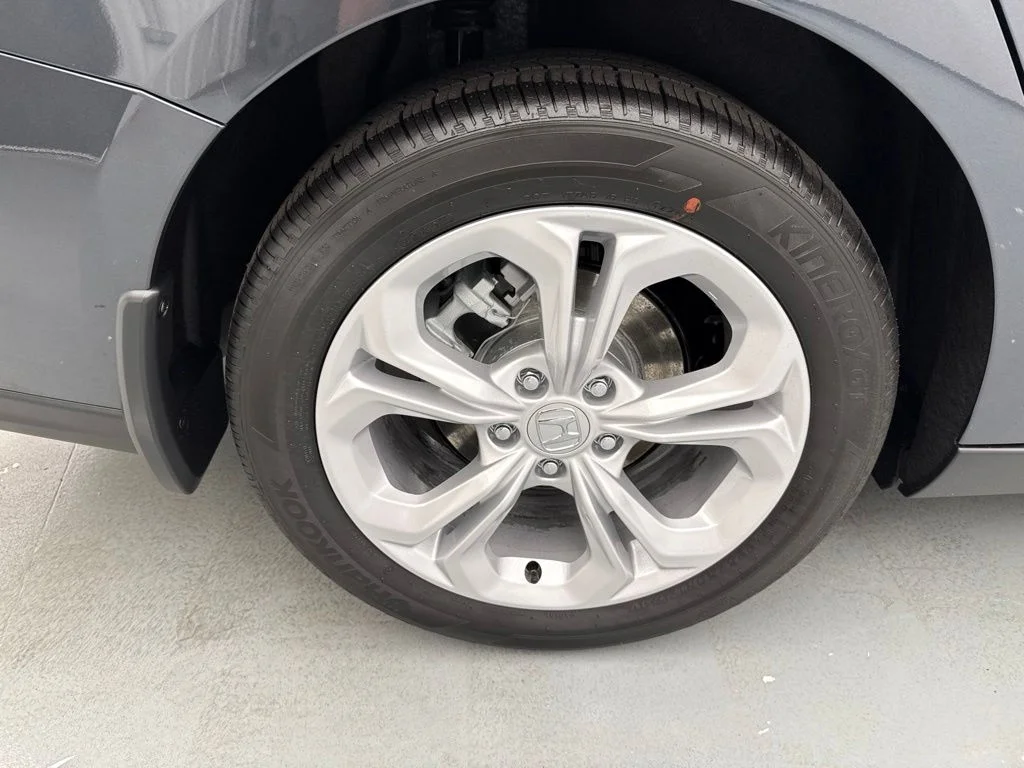 New 2026 Meteorite Gray Metallic Honda LX image 11