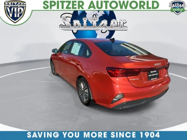 Used 2023 Red Kia LXS image 12