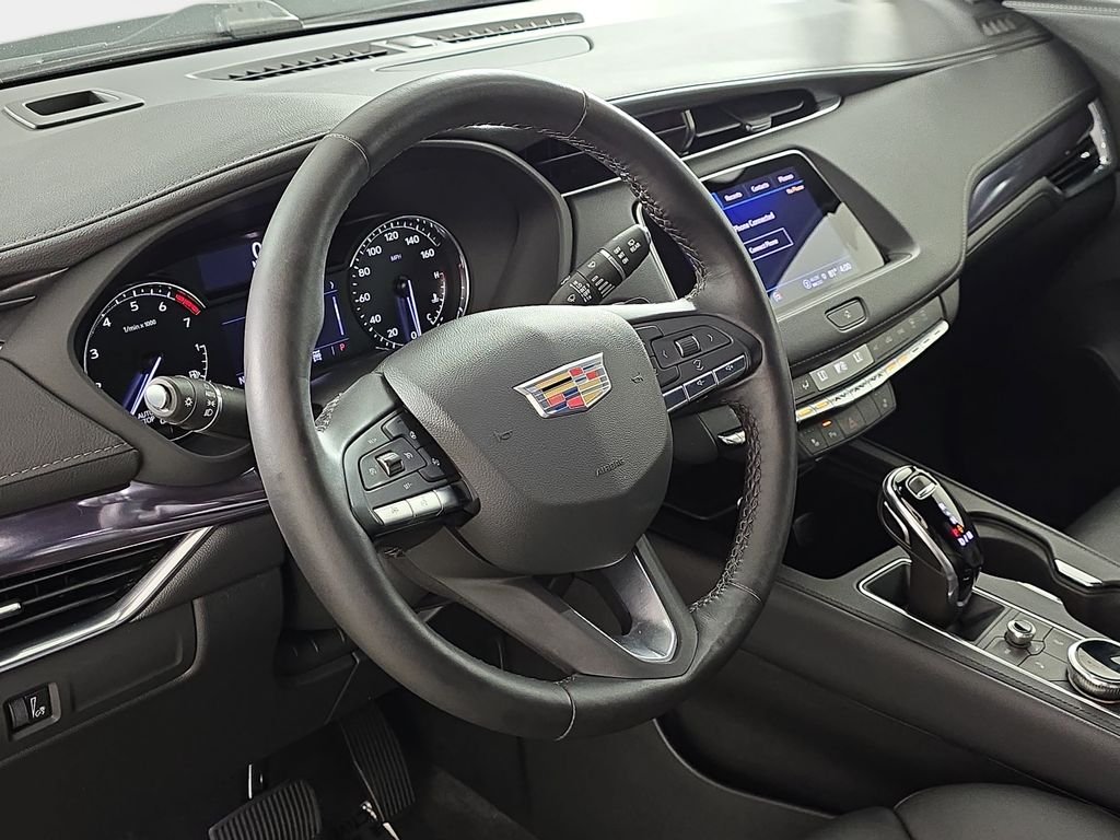Used 2022 Stellar Black Metallic Cadillac Luxury image 19