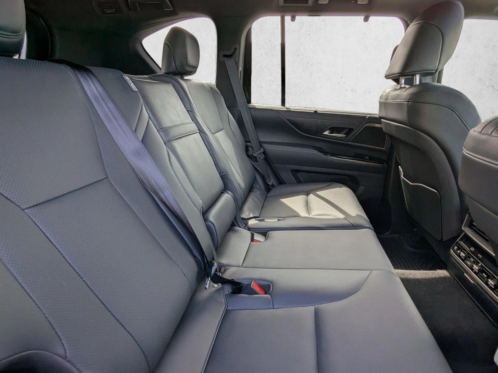 2025 Lexus LX Overtrail - Photo 19