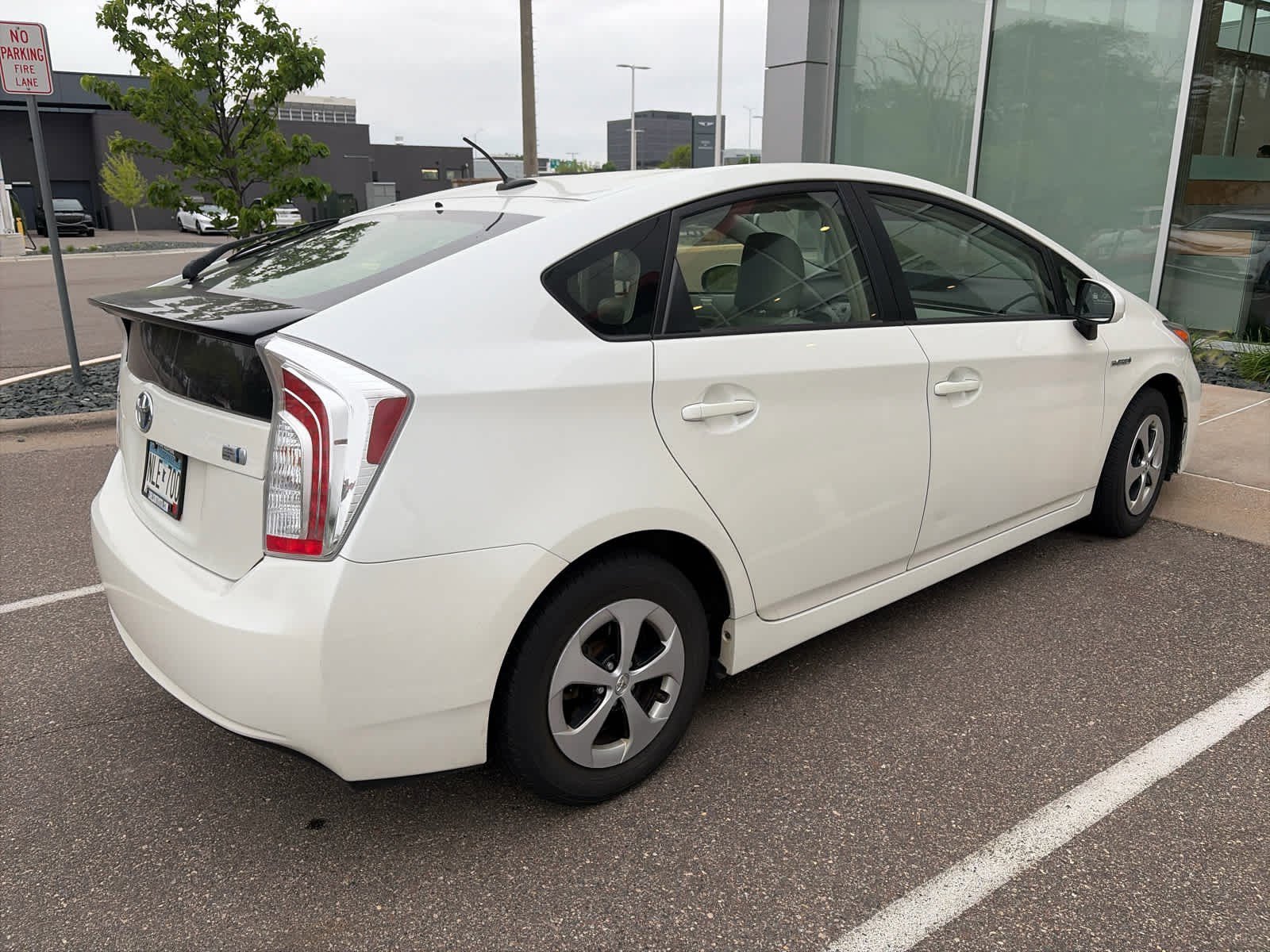 Used 2015 Blizzard Pearl Toyota Four image 6