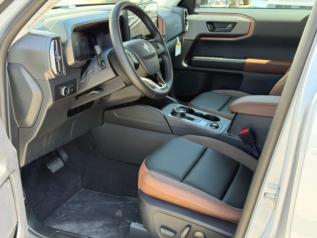 New 2026 Space White Metallic Ford Outer Banks® image 5