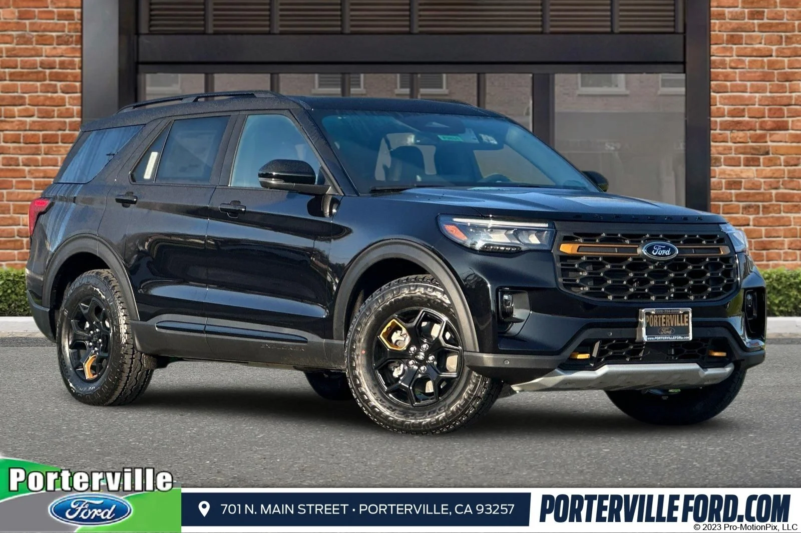 New 2026 Agate Black Metallic Ford Tremor® image 1