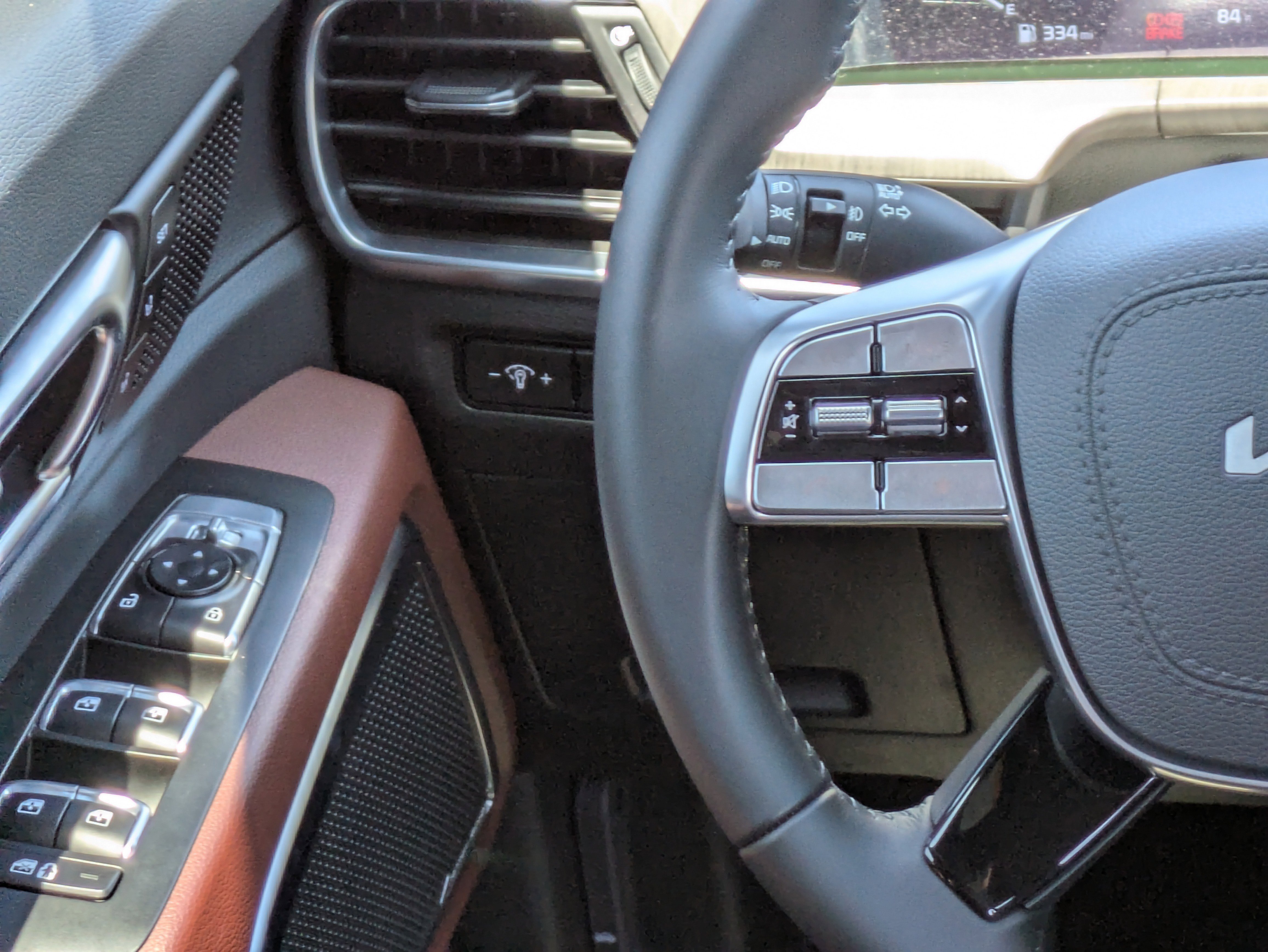 2025 Kia Telluride SX - Photo 24