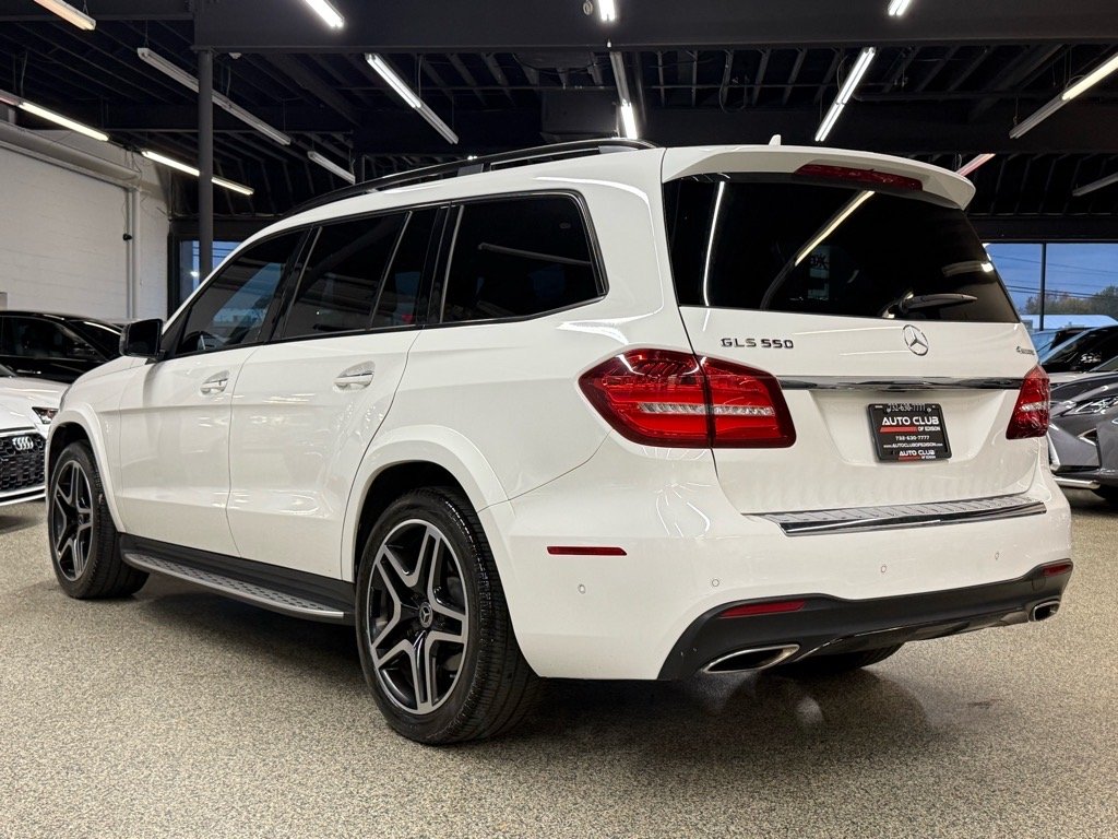 2018 Mercedes Benz GLS 550 4MATIC photo 2