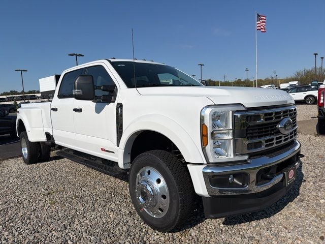 2026 Ford F-450 XLT 4x4 Crew Cab 8' Box DRW's photo