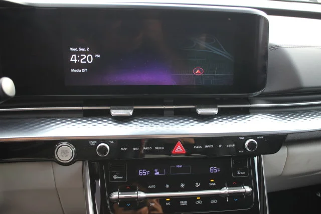 Used 2024 Red Kia SX Prestige image 4