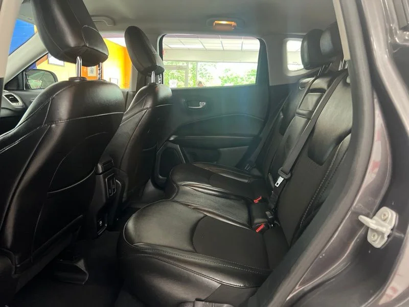 Used 2020 Gray Jeep Latitude image 15