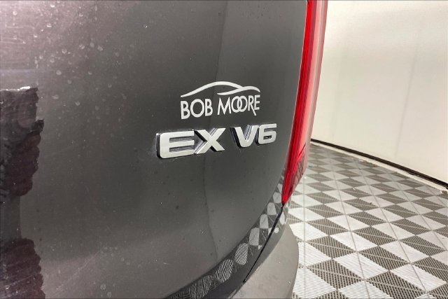 Used 2021 Black Kia EX image 15
