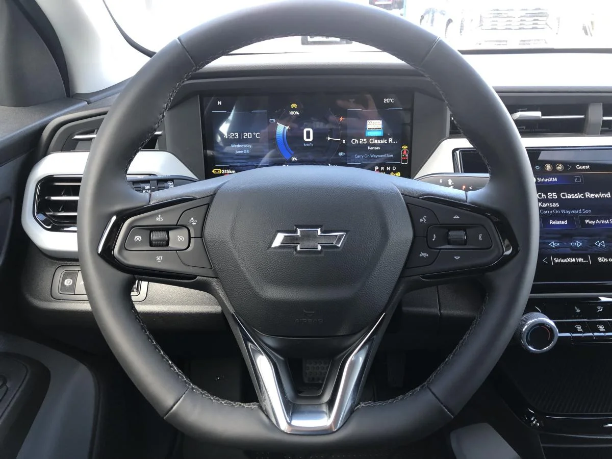 New 2027 Black Chevrolet Fwd 4dr Lt image 12