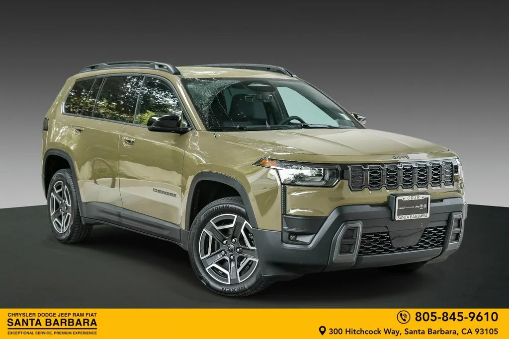 2026 Jeep Cherokee Laredo HEV 4X4's photo