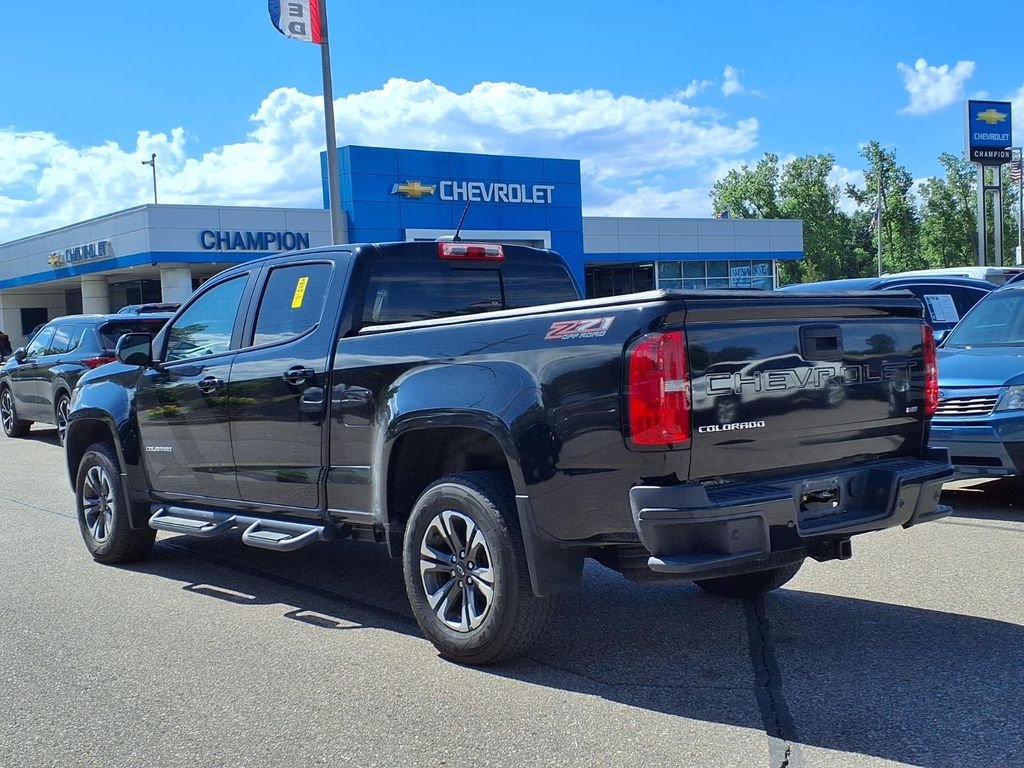 Used 2022 Black Chevrolet Z71 image 7