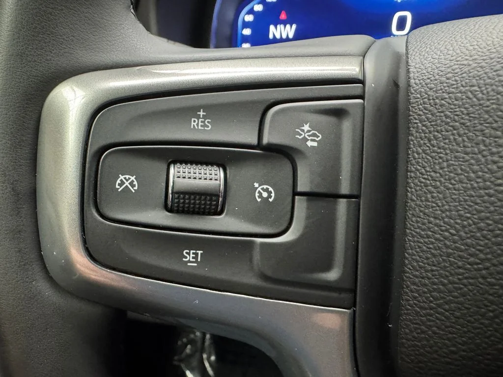 Used 2024 Black Chevrolet Z71 image 15