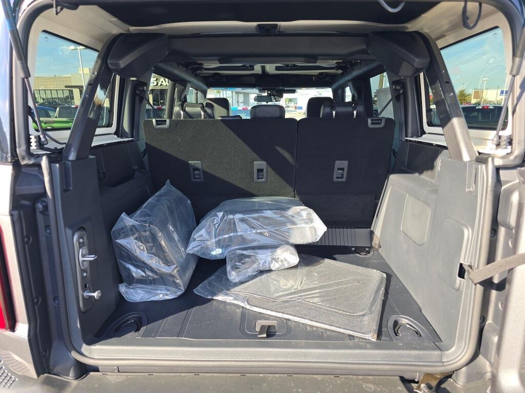 New 2025 Carbonized Gray Metallic Ford Badlands® image 11