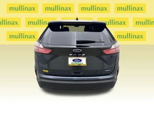New 2024 Blue Ford SE image 15