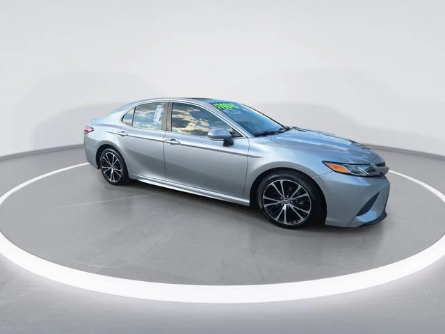 Used 2019 Silver Toyota SE image 2