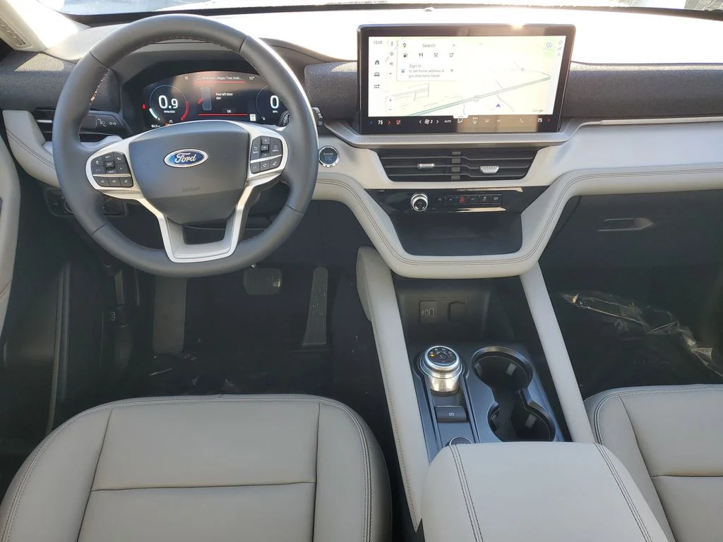 2026 Ford Explorer Active - Photo 21