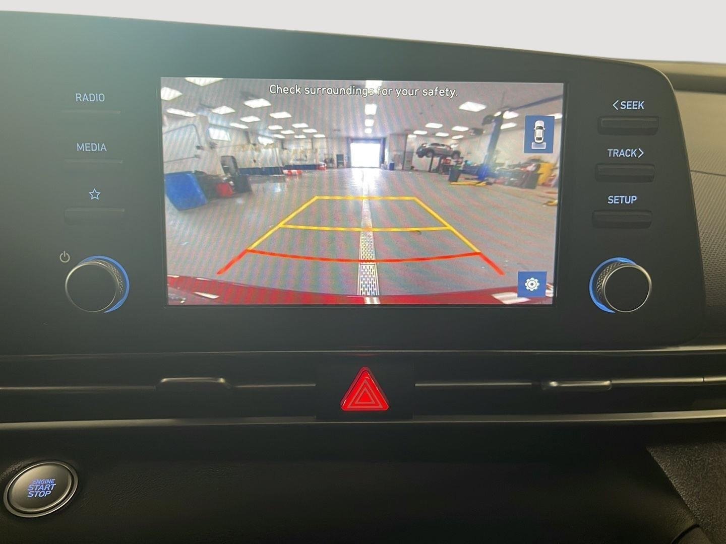 Used 2023 Ultimate Red Hyundai SEL image 25