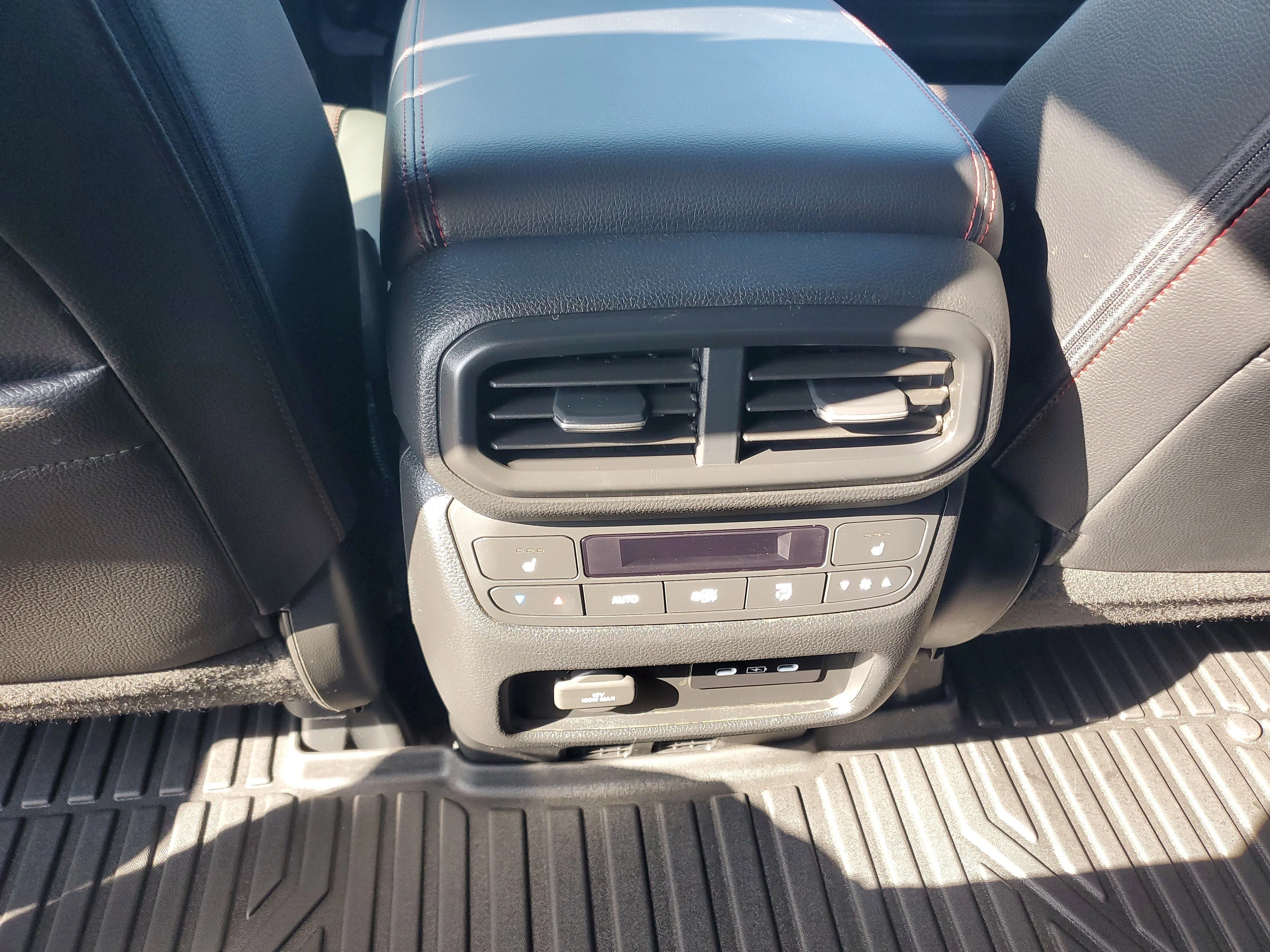 Certified Used 2025  Honda Black Edition image 19