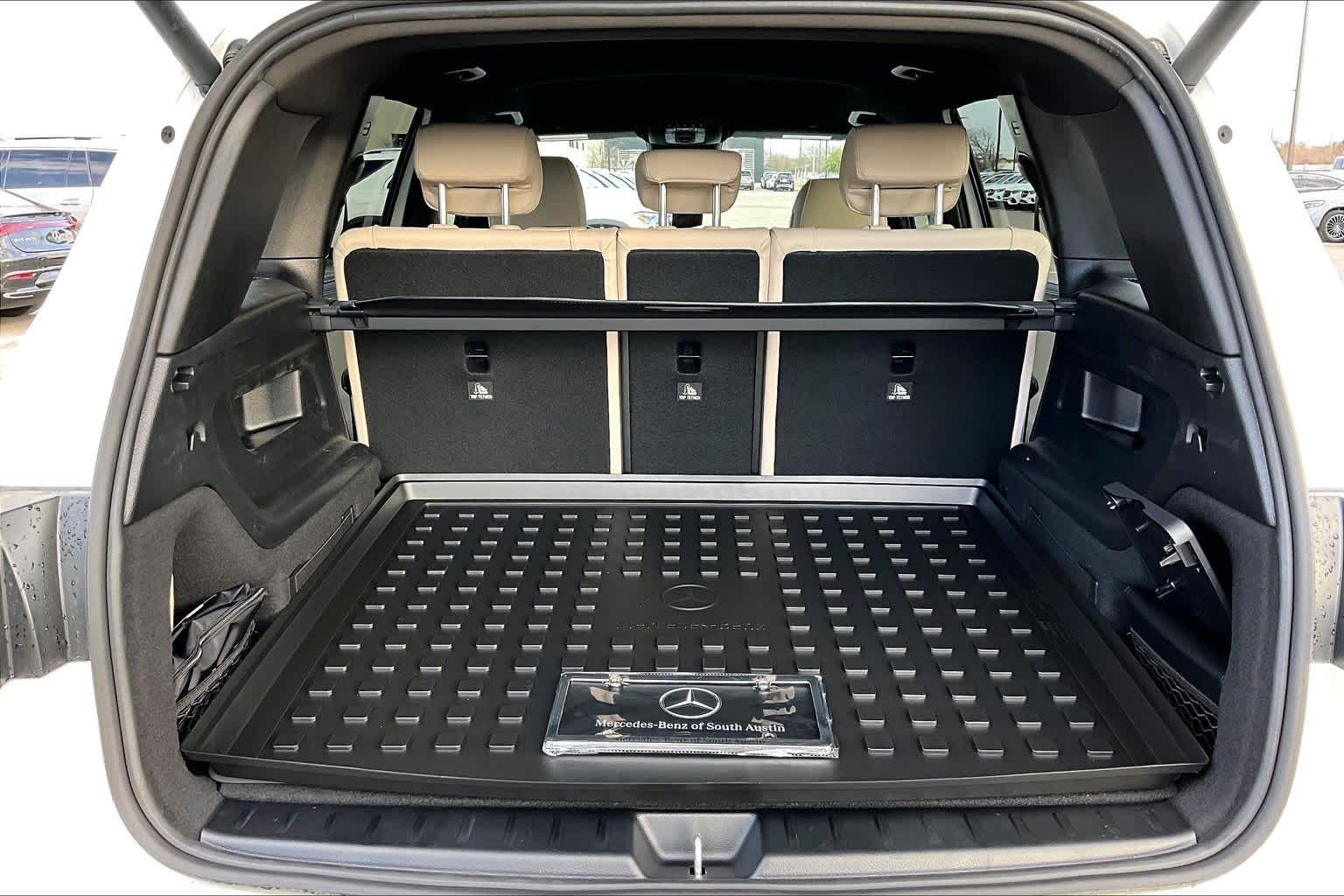 New 2026 Polar White Mercedes-Benz GLB 250 image 20