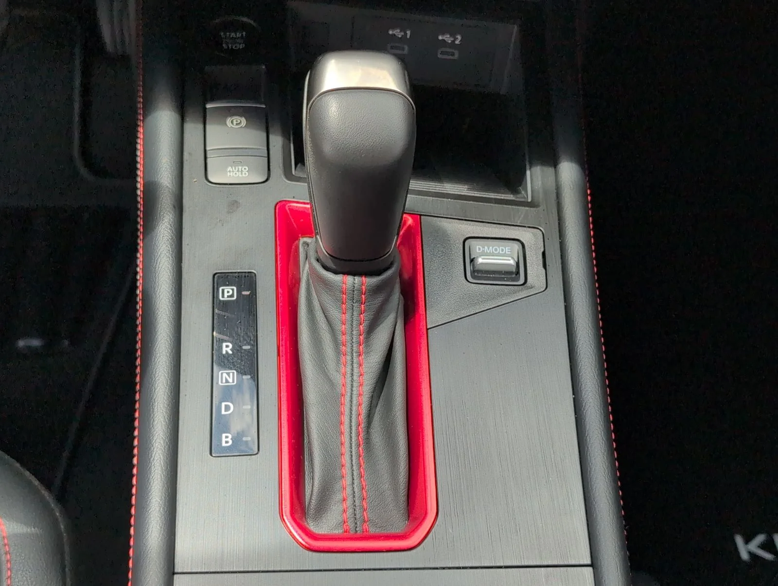 Used 2025 Black Nissan SR image 22
