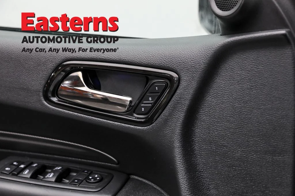 Used 2022 White Dodge R/T image 21