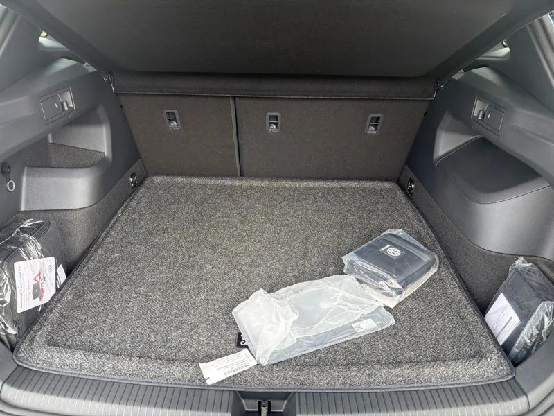New 2026 Blue Volkswagen 2.0T SE R-Line Black image 10