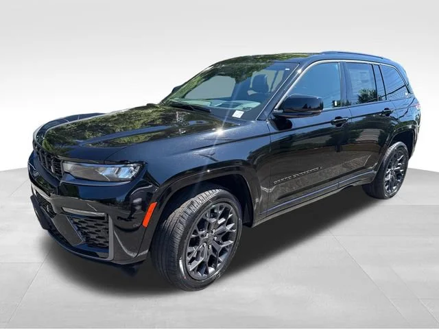 New 2026 Diamond Black Crystal Pearl-Coat Exterior Paint Jeep Summit image 3