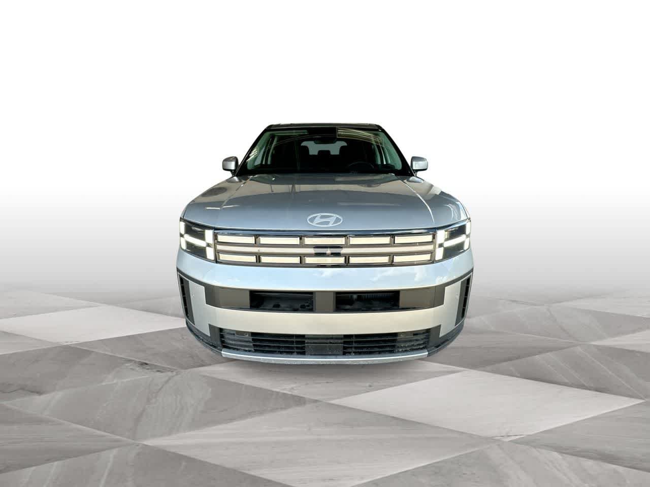 New 2026 Shimmering Silver Hyundai SE FWD image 3