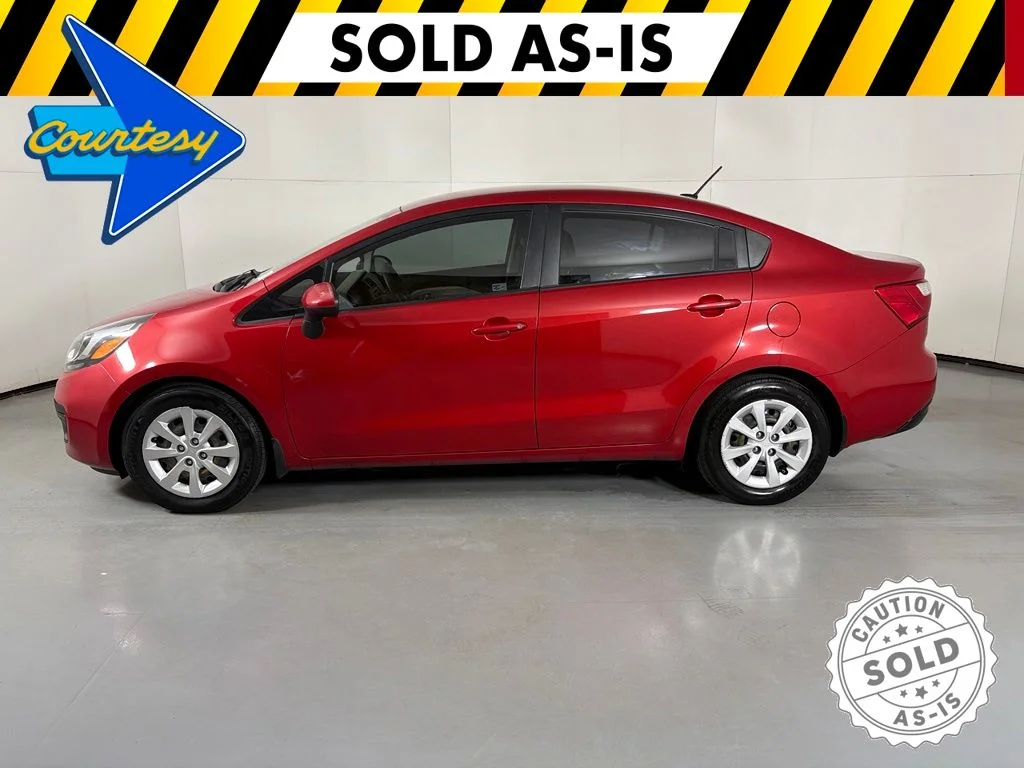 Certified Used 2013 Signal Red Kia LX image 5