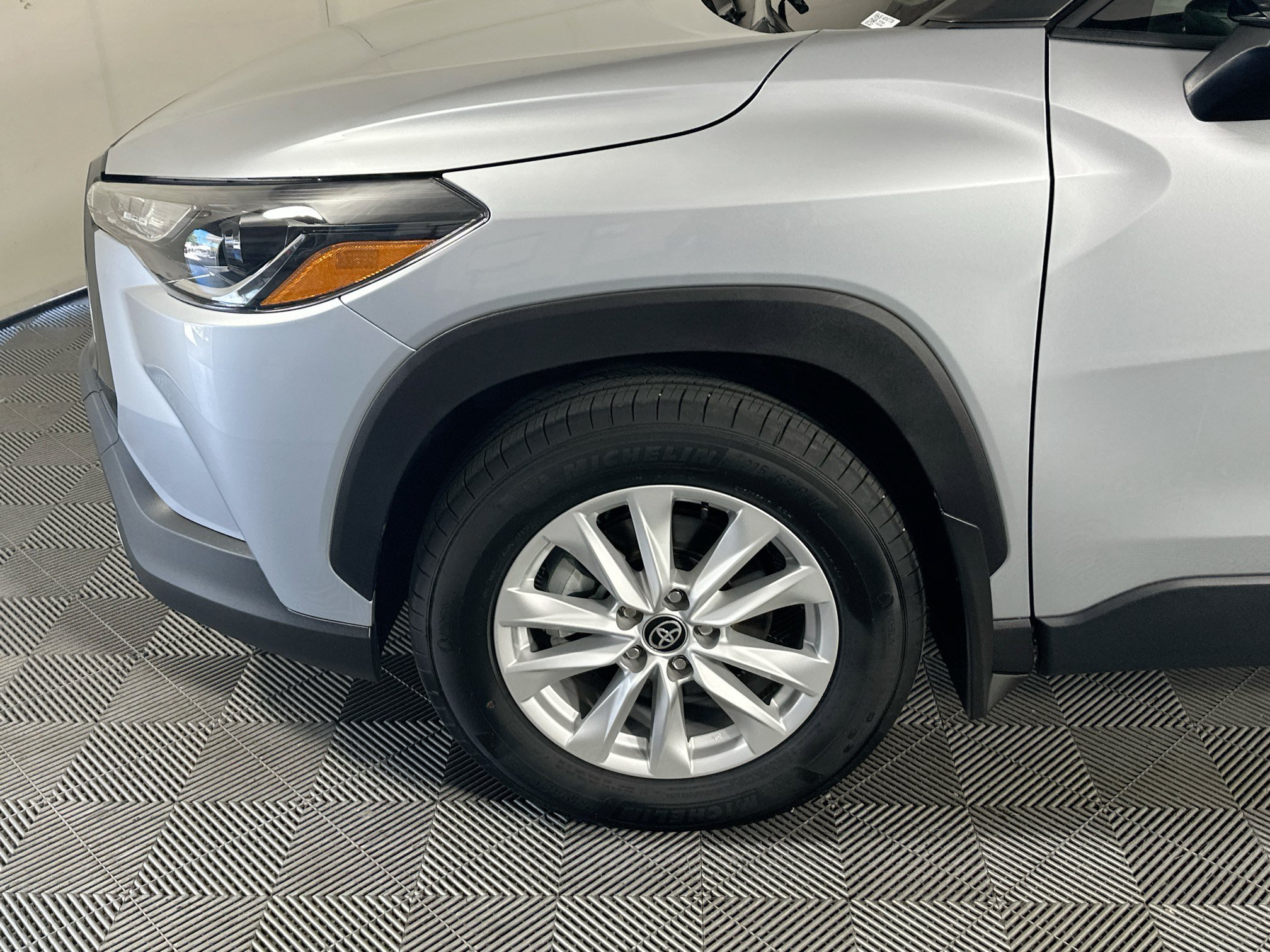 Certified Used 2025 Silver Toyota LE image 11