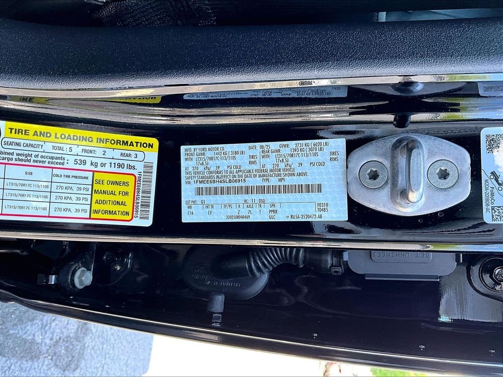 Used 2025 Black Ford Base image 31