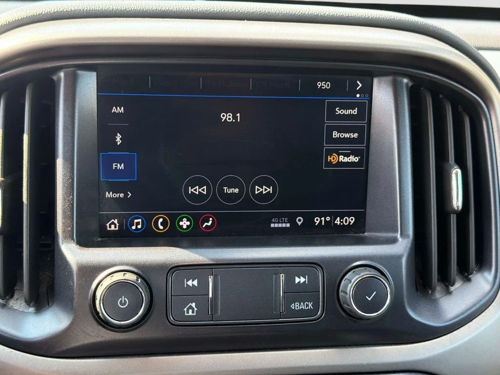 Used 2021 Crush Chevrolet Z71 image 23