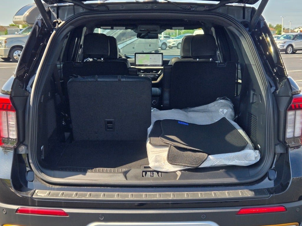 2026 Ford Explorer Tremor - Photo 17